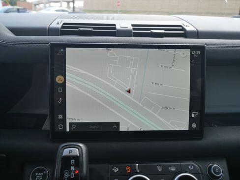 Used 2023 Land Rover Defender 130 S image 14