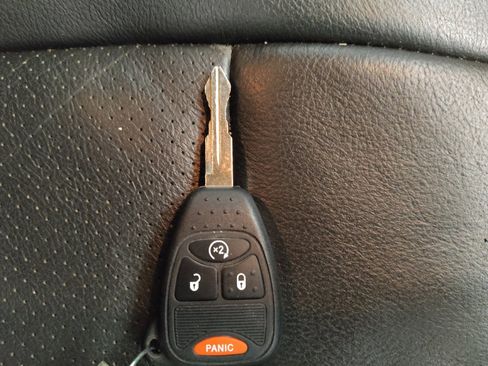Used 2017 Jeep Compass High Altitude AWD/4WD image 32