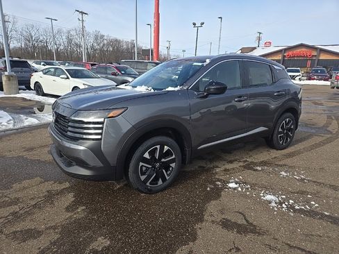 New 2026 Nissan Kicks SV image 3