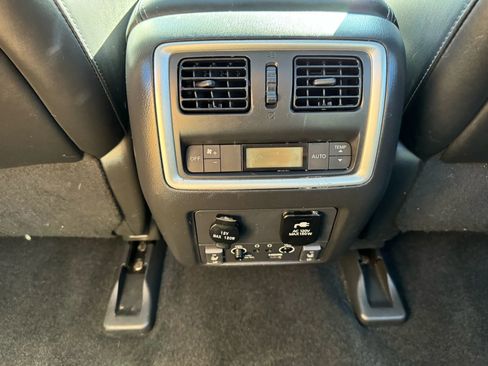 Used 2017 INFINITI QX60 Luxe w/ Deluxe Technology Package image 21