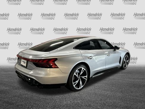 Used 2022 Audi e-tron GT Premium Plus w/ Performance Package AWD/4WD image 11