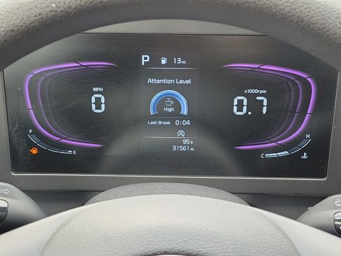 Used 2025 Kia Sportage LX FWD image 23