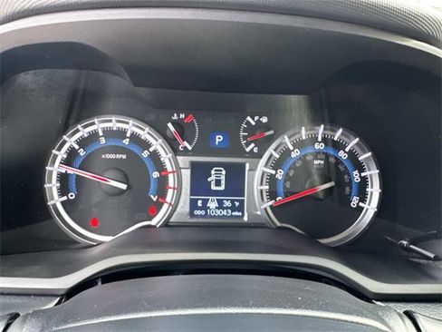 Used 2018 Toyota 4Runner TRD Off-Road w/ TRD Performance Package image 28