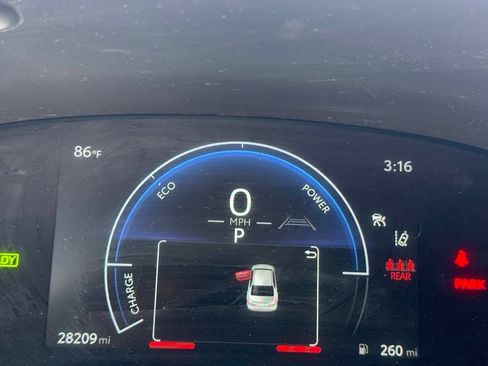 Used 2025 Toyota Camry LE FWD image 14