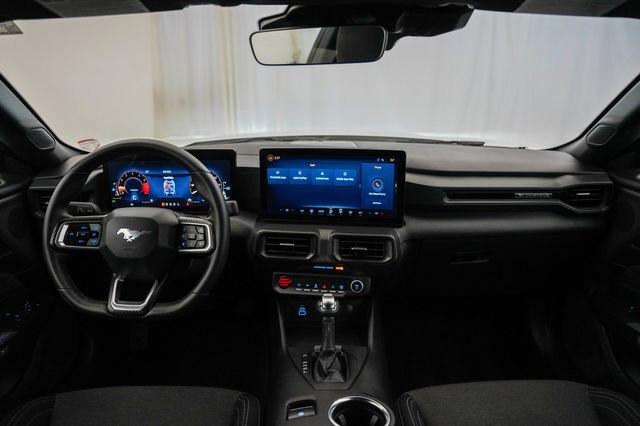 Used 2025 Ford Mustang Coupe RWD image 12