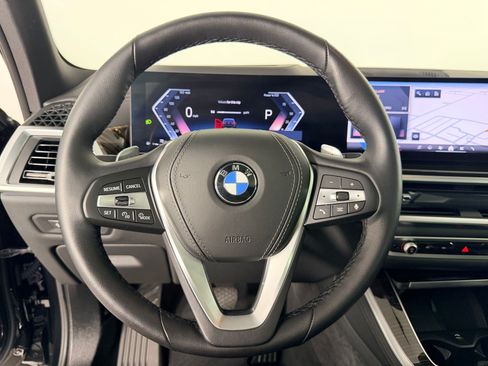 Used 2026 BMW X5 xDrive40i AWD/4WD image 11