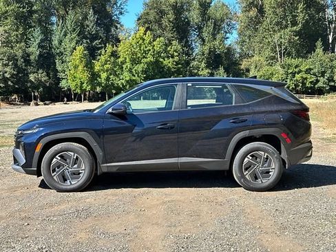 Used 2026 Hyundai Tucson Blue SE AWD/4WD image 6