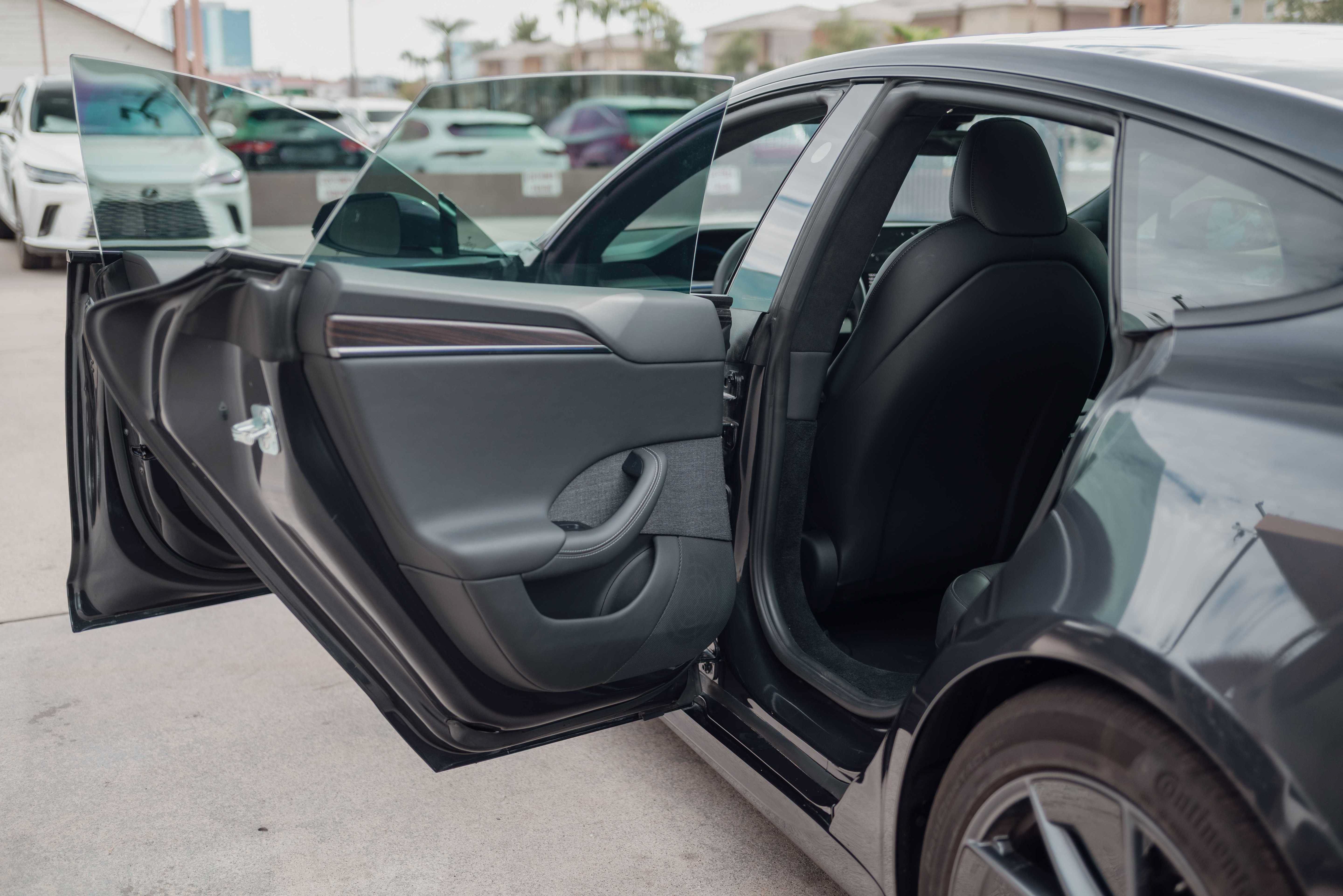 Used 2026 Tesla Model S AWD/4WD image 10