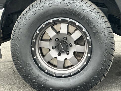 Used 2017 Ford F150 Lariat w/ Equipment Group 501A Mid image 27