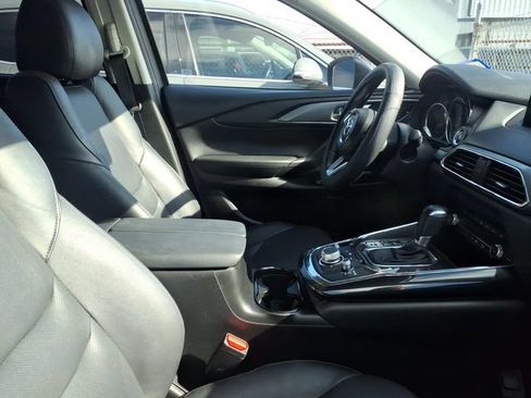 Used 2019 MAZDA CX-9 Touring w/ Touring Premium Package AWD/4WD image 2