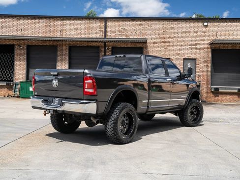 Used 2019 RAM 2500 Limited AWD/4WD image 2