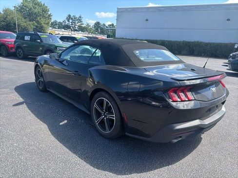 Used 2024 Ford Mustang Premium RWD image 9