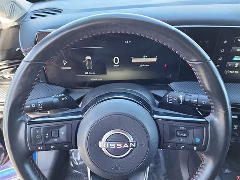 Used 2025 Nissan Kicks SR image 9