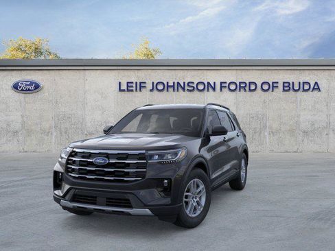 New 2026 Ford Explorer Active w/ Active Comfort Package image 2