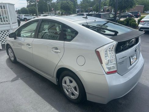 Used 2011 Toyota Prius Two FWD image 5