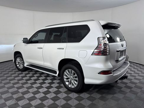 Used 2021 Lexus GX 460 Premium w/ Premium Package AWD/4WD image 3