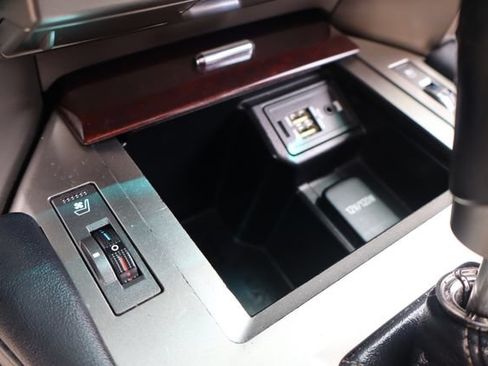 Used 2014 Lexus GX 460 w/ Premium Package AWD/4WD image 20