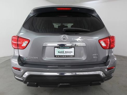 Used 2020 Nissan Pathfinder SL AWD/4WD image 8