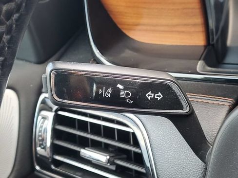 Used 2019 Lincoln Navigator Reserve AWD/4WD image 21