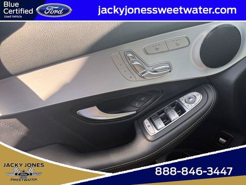 Used 2022 Mercedes-Benz GLC 300 4MATIC image 17