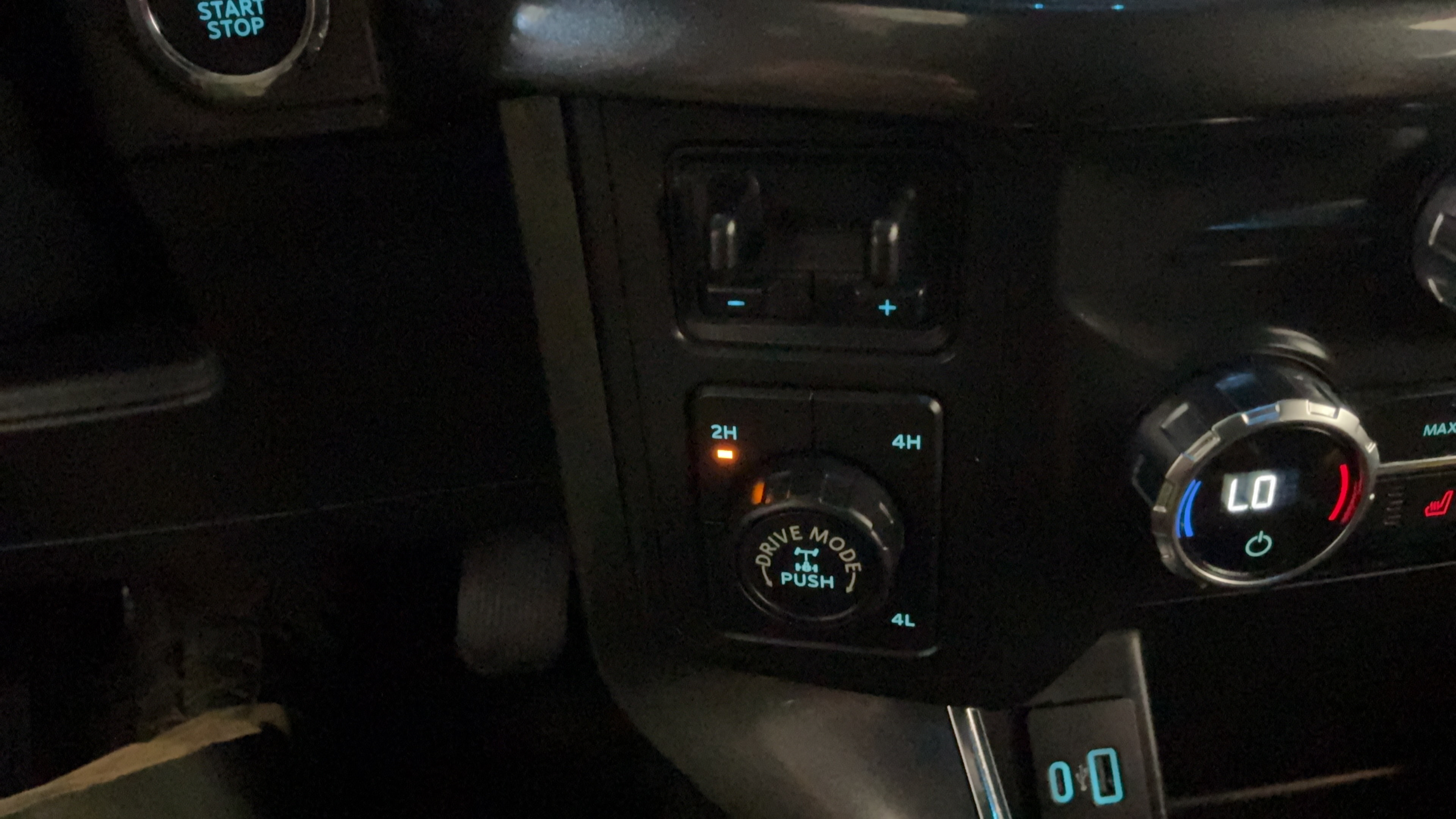 Used 2021 Ford F150 XLT w/ Equipment Group 302A High AWD/4WD image 14