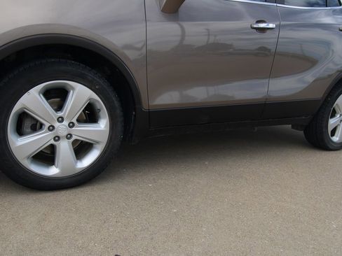 Used 2015 Buick Encore Convenience FWD image 10