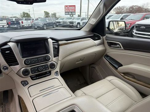 Used 2017 GMC Yukon XL Denali w/ Open Road Package image 30
