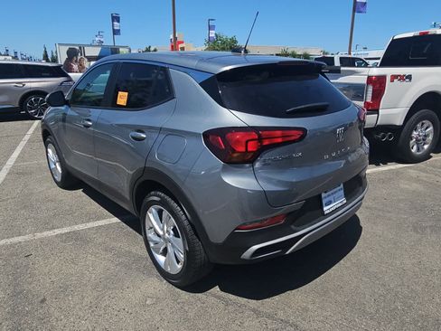 Used 2025 Buick Encore GX Preferred AWD/4WD image 6