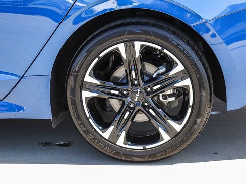 Used 2023 Kia K5 GT-Line w/ GT-Line Premium Package FWD image 10