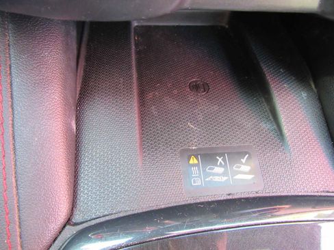 Used 2019 Chevrolet Blazer RS image 21