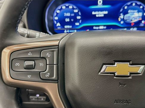 Used 2024 Chevrolet Tahoe High Country AWD/4WD image 11