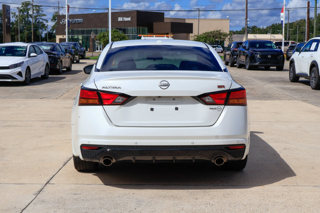 Used 2024 Nissan Altima 2.5 SR w/ SR Premium Package FWD image 20