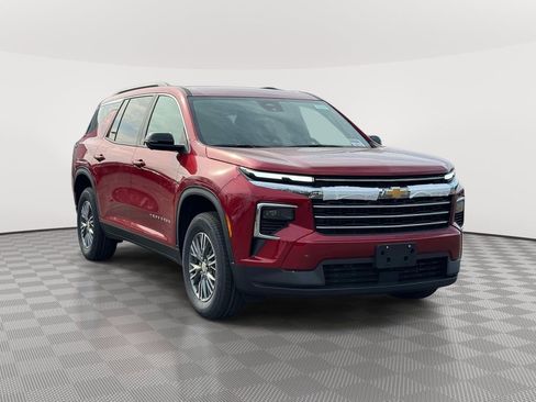 New 2026 Chevrolet Traverse LT w/ Driver Confidence Package FWD image 1