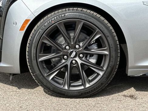 Used 2025 Cadillac CT5 Sport RWD image 8