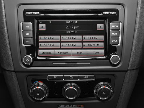 Used 2014 Volkswagen Jetta TDI FWD image 9