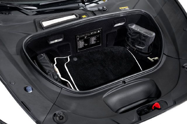 Used 2021 Ferrari F8 Tributo RWD image 17