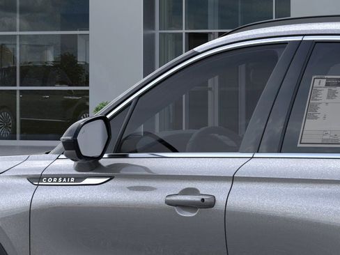 New 2026 Lincoln Corsair Premiere image 20