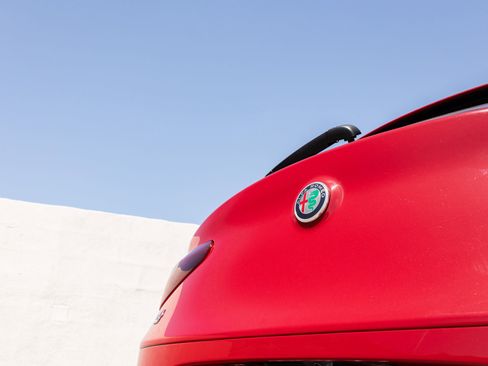 Used 2022 Alfa Romeo Stelvio Quadrifoglio w/ Active Assist Plus Package image 12