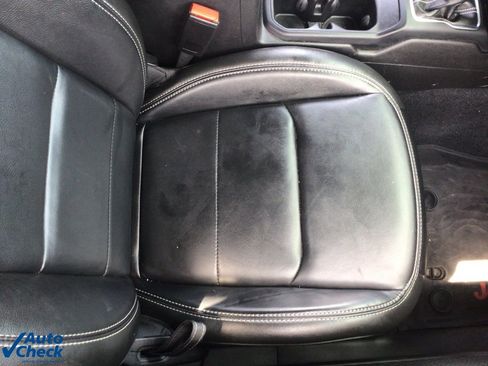 Used 2022 Jeep Wrangler Unlimited Sahara w/ Cold Weather Group image 12