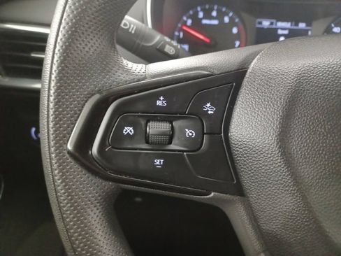 Used 2022 Chevrolet TrailBlazer LT w/ Convenience Package FWD image 20