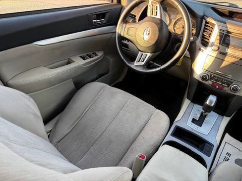 Used 2013 Subaru Outback 2.5i Premium image 24