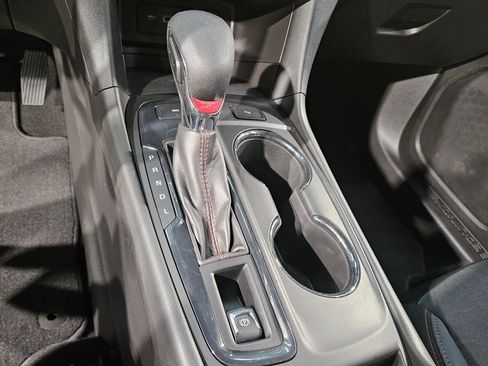 Used 2023 Chevrolet Equinox RS AWD/4WD image 33
