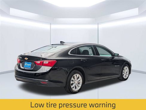Used 2025 Chevrolet Malibu LT FWD image 6