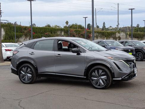 Certified 2024 Nissan Ariya AWD image 6