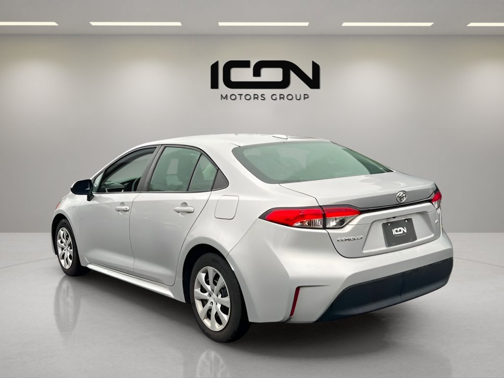 Used 2024 Toyota Corolla LE FWD image 3