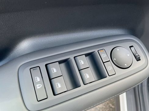 Used 2026 Hyundai Santa Fe SEL FWD image 40