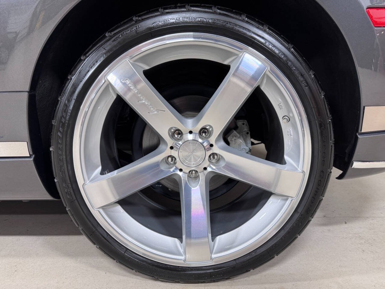 Used 2005 Chrysler Crossfire Limited RWD image 14