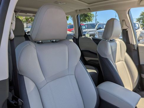 Used 2023 Subaru Forester Limited AWD/4WD image 39