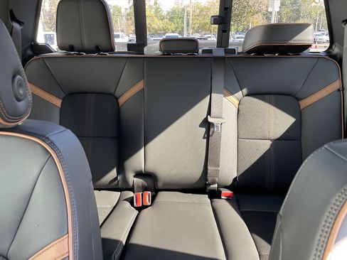 New 2026 GMC Canyon AT4 image 37