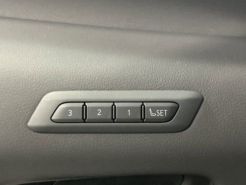 Used 2023 Lexus UX 250h F Sport AWD/4WD image 22
